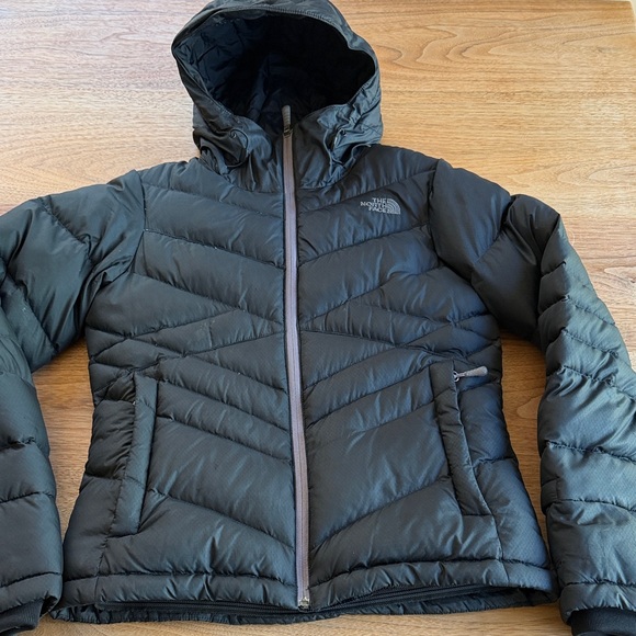 The North Face Jackets & Blazers - The North Face Women's Black Quilted Hooded Puffer Small